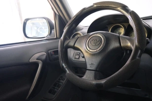 Внедорожник Toyota RAV4 2002 года, 789000 рублей, Омск