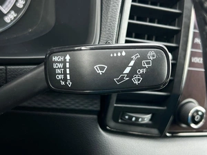 Внедорожник Skoda Karoq 2020 года, 2099000 рублей, Ижевск