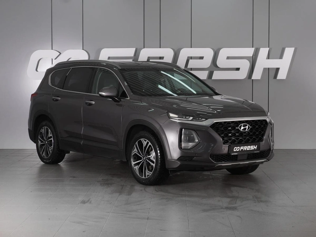 Внедорожник Hyundai Santa Fe 2019 года, 2749000 рублей, Красный Пахарь