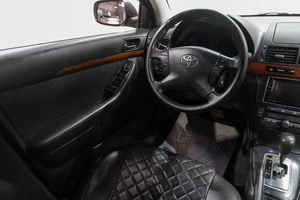 Седан Toyota Avensis 2006 года, 799000 рублей, Новокузнецк