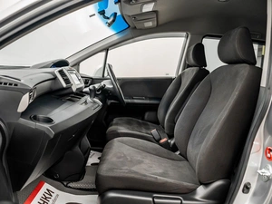 Минивэн Honda Freed 2012 года, 1075000 рублей, Красноярск