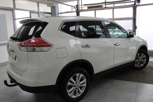 Внедорожник Nissan X-Trail 2017 года, 2300000 рублей, Красноярск