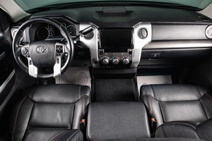 Пикап Toyota Tundra 2021 года, 6799000 рублей, Сургут