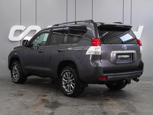 Внедорожник Toyota Land Cruiser Prado 2010 года, 2699000 рублей, Воронеж