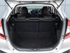Хетчбэк Honda Fit 2015 года, 920000 рублей, Краснодар