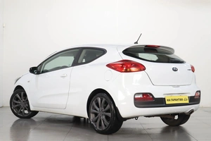 Хетчбэк Kia Ceed 2013 года, 1179000 рублей, Челябинск