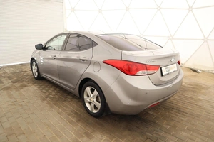 Седан Hyundai Elantra 2012 года, 990000 рублей, Обнинск