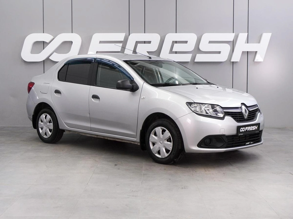 Седан Renault Logan 2015 года, 899000 рублей, Воронеж