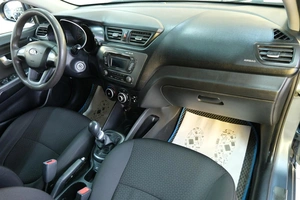 Седан Kia Rio 2013 года, 599000 рублей, Омск