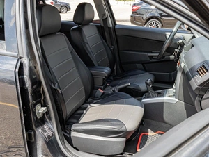 Хетчбэк Opel Astra 2013 года, 540000 рублей, Краснодар