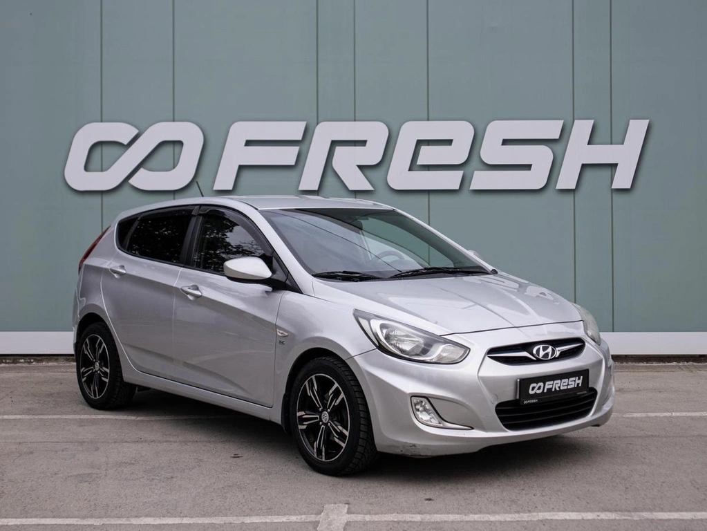 Хетчбэк Hyundai Solaris 2013 года, 799000 рублей, Большой Сочи