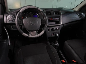 Хетчбэк Renault Sandero 2016 года, 899000 рублей, Воронеж
