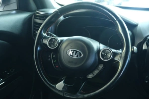 Внедорожник Kia Soul 2018 года, 1589000 рублей, Омск