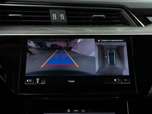 Внедорожник Audi e-tron 2020 года, 4199077 рублей, Москва