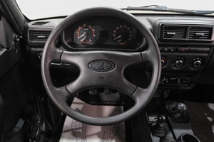 Внедорожник ВАЗ (LADA) 4x4 (Нива) 2021 года, 819000 рублей, Новокузнецк