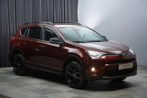 Внедорожник Toyota RAV4 2019 года, 2700000 рублей, Красноярск