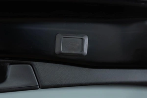 Внедорожник Toyota RAV4 2019 года, 2949000 рублей, Красноярск