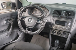 Седан Volkswagen Polo 2017 года, 1049000 рублей, Томск