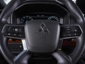 Внедорожник Mitsubishi Outlander 2023 года, 4200000 рублей, Ростов-на-Дону