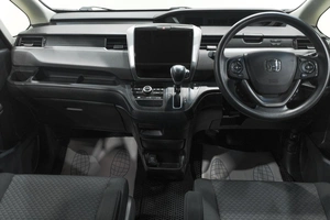 Минивэн Honda Freed 2019 года, 1629000 рублей, Новокузнецк