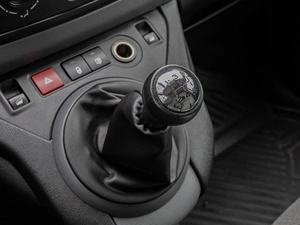 Фургон Peugeot Partner 2017 года, 960000 рублей, Краснодар