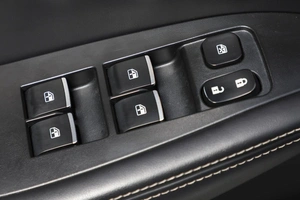 Лифтбек JAC J7 2023 года, 1199000 рублей, Новосибирск