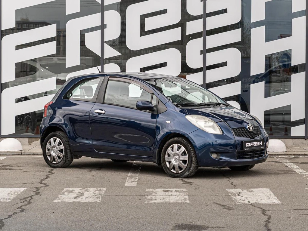 Хетчбэк Toyota Yaris 2008 года, 570000 рублей, Краснодар