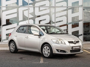 Хетчбэк Toyota Auris 2007 года, 627000 рублей, Краснодар