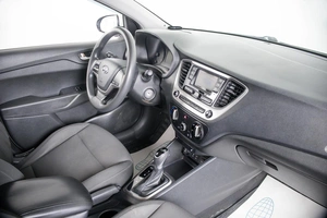 Седан Hyundai Solaris 2018 года, 1429000 рублей, Пермь