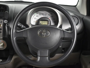 Хетчбэк Toyota Passo 2005 года, 439900 рублей, Казань