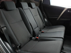 Внедорожник Toyota RAV4 2016 года, 2190000 рублей, Омск