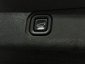 Внедорожник Chevrolet Tahoe 2013 года, 2287000 рублей, Красноярск