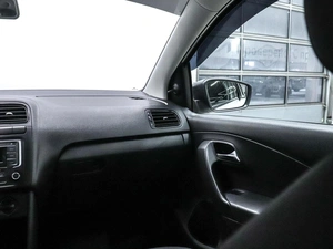 Седан Volkswagen Polo 2019 года, 1379000 рублей, Красноярск