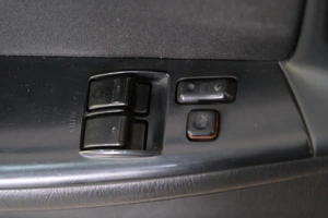 Лифтбек Toyota Corolla 2006 года, 759000 рублей, Омск