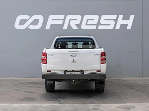 Пикап Mitsubishi L200 2015 года, 1835000 рублей, Краснодар
