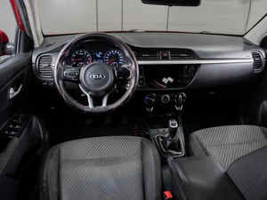 Седан Kia Rio 2018 года, 1320000 рублей, Тюмень