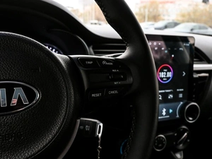 Седан Kia Rio 2017 года, 1149800 рублей, Волгоград