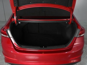 Седан Hyundai Elantra 2017 года, 1679000 рублей, Ростов-на-Дону