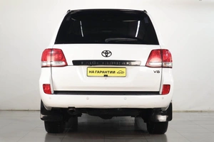 Внедорожник Toyota Land Cruiser 2010 года, 2779000 рублей, Челябинск