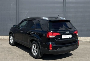 Внедорожник Kia Sorento 2017 года, 2635000 рублей, Солонцы