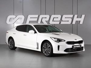 Лифтбек Kia Stinger 2019 года, 2410000 рублей, Красный Пахарь