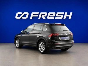 Внедорожник Volkswagen Tiguan 2017 года, 2647444 рублей, Москва