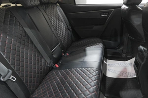 Седан Toyota Corolla 2013 года, 1359000 рублей, Новокузнецк