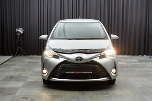 Хетчбэк Toyota Vitz 2018 года, 877000 рублей, Красноярск