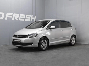 Хетчбэк Volkswagen Golf Plus 2011 года, 660000 рублей, Омск