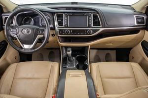 Внедорожник Toyota Highlander 2014 года, 2799000 рублей, Барнаул