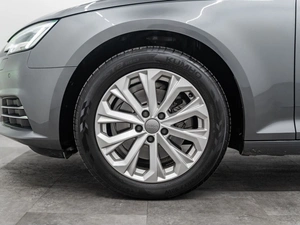 Седан Audi A4 2016 года, 1950000 рублей, Красноярск