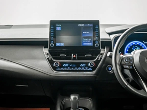 Хетчбэк Toyota Corolla 2021 года, 1910000 рублей, Красноярск