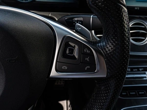 Седан Mercedes-benz E-класс 2017 года, 3630000 рублей, Краснодар