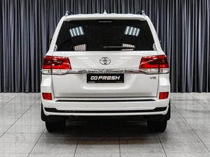 Внедорожник Toyota Land Cruiser 2018 года, 6699000 рублей, Тюмень